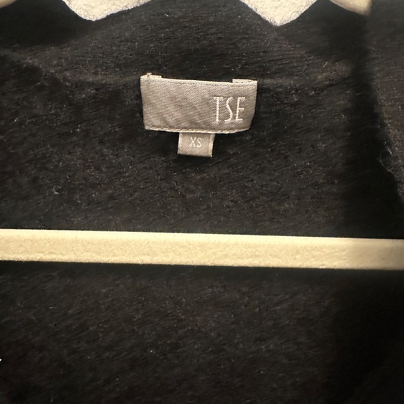 TSE Cashmere Classic V-Neck Button Up Cardigan XS - Picture 5 of 6